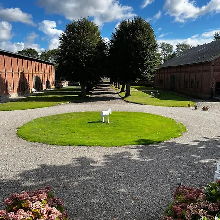 Feriengut-neuhof-wohnung-1 アパート *